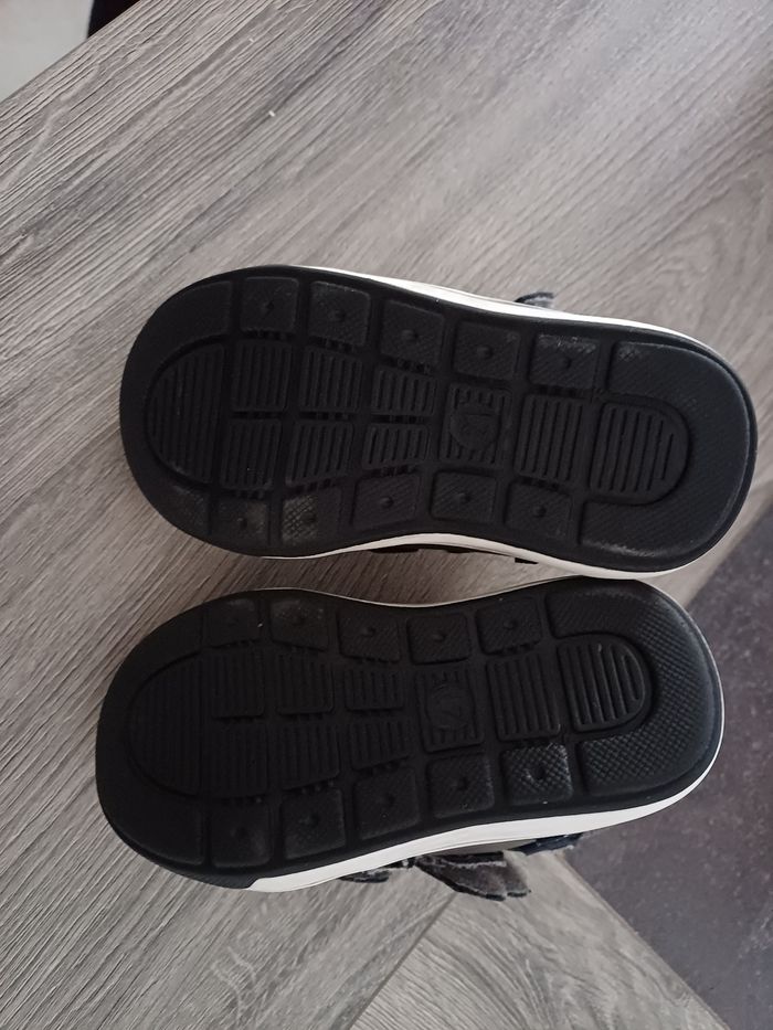 Chaussures enfant - photo numéro 3