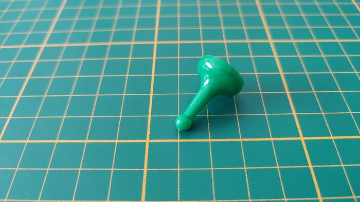 Pion vert docteur Olive en l'état Cluedo miro-meccano pièce détachée jeu de société #E26 - photo numéro 2