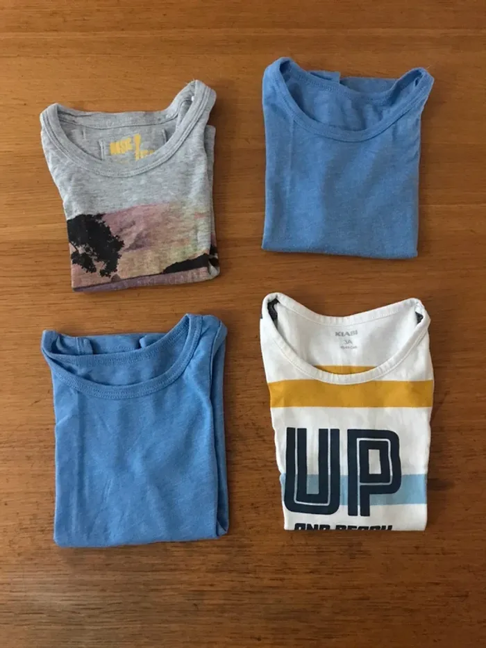 Lot 4 t-shirt sans manche 3 ans