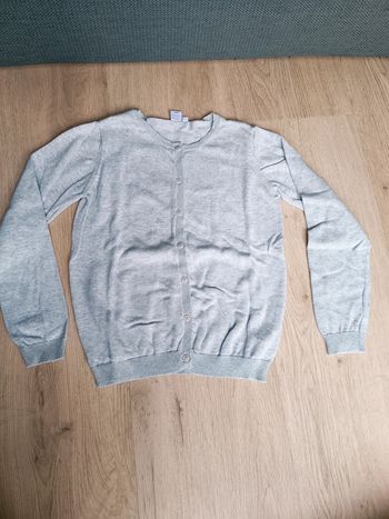 Gilet boutonné gris clair bout de manches  pailleté 10 ans Z