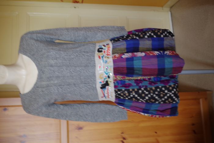 Desigual Robe-pull T42.