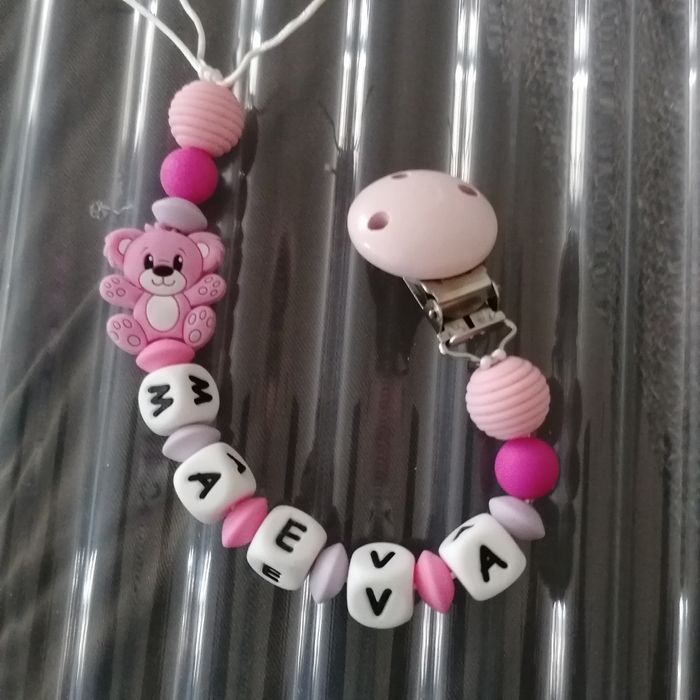 Attache tétine personnalisée - photo numéro 3