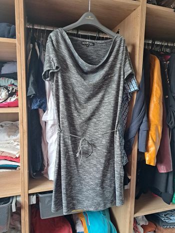 Robe grise