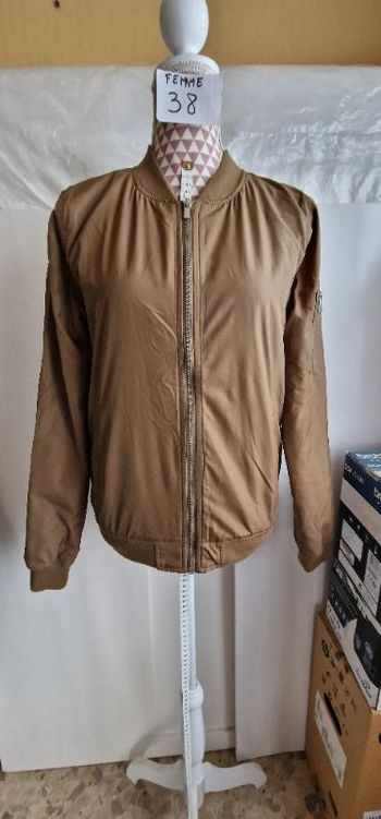 Blouson, style Bomber ,zippée solide ,vert& intérieur orange, 2 poches latérales