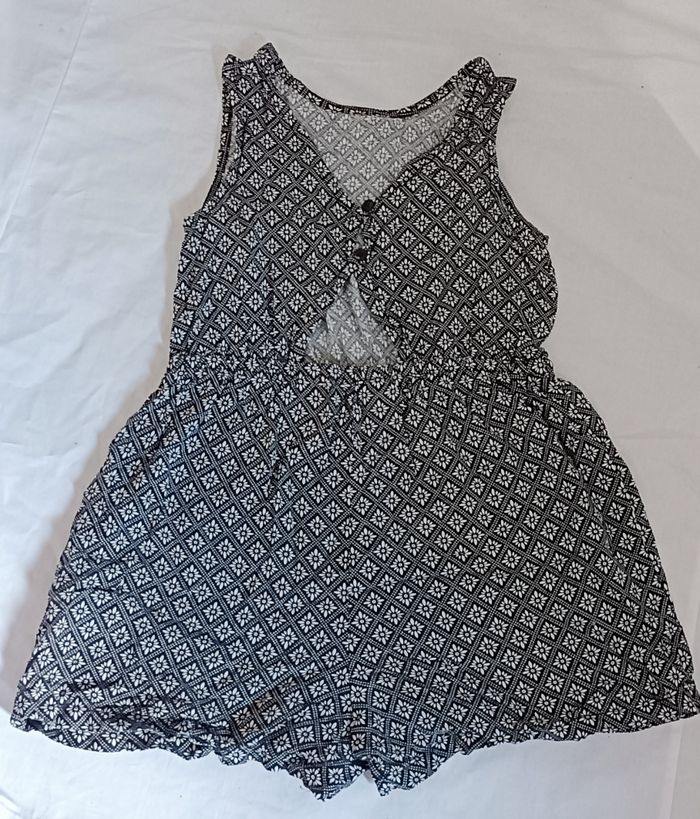 Combishort  Primark 9/10ans - photo numéro 2