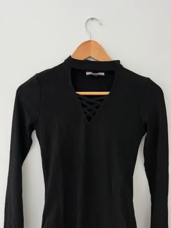 body noir col v