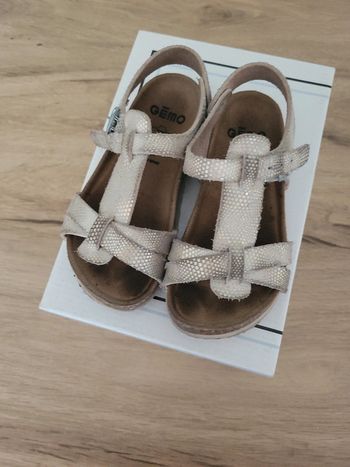 Sandales taille 23