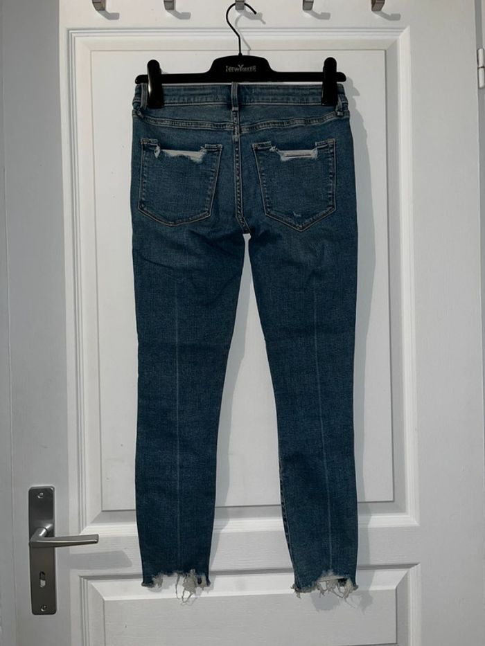 Jean déchiré bleu, taille S - photo numéro 4