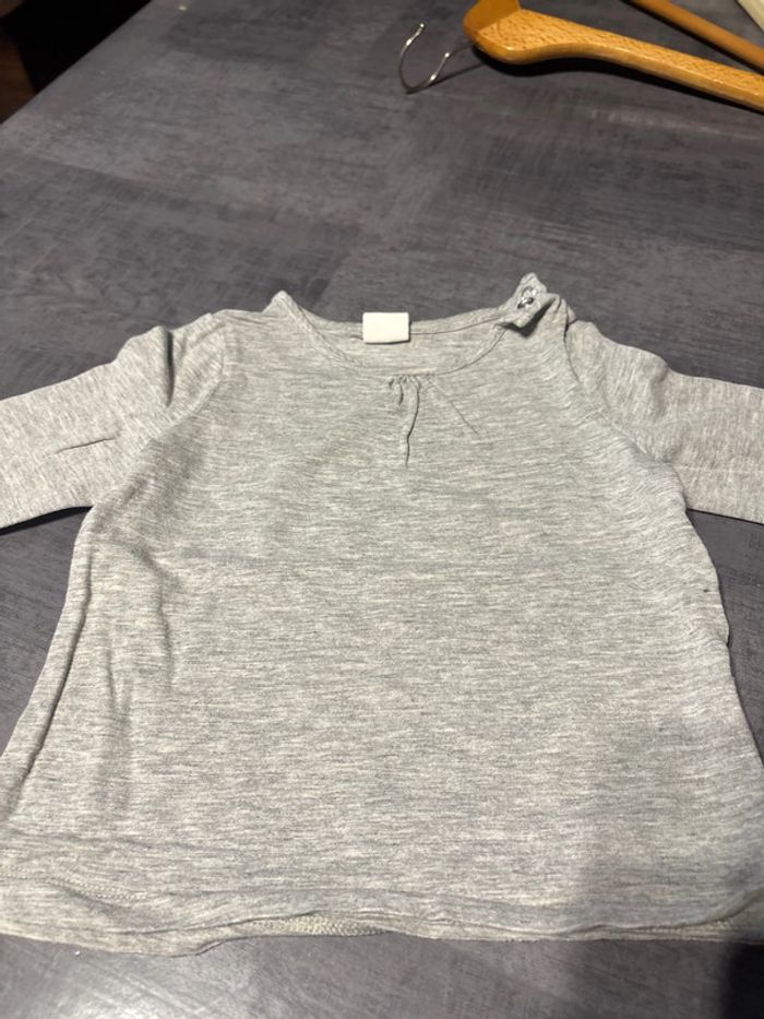 T shirt 9 mois manche longues - photo numéro 5