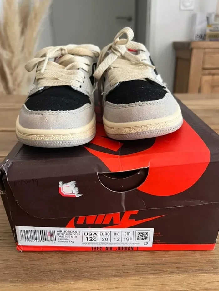 Travis Scott X Air Jordan 1 Rétro Low Black Phantom - photo numéro 3