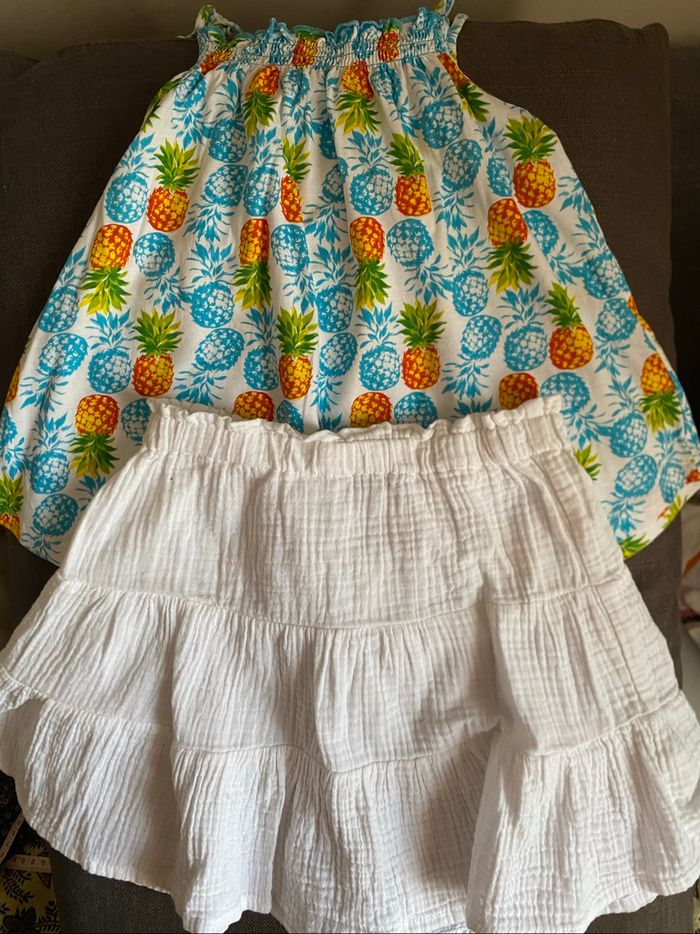 Ensemble jupe blanche et top bretelle Tex