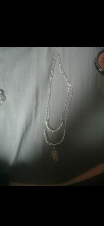 Collier plume