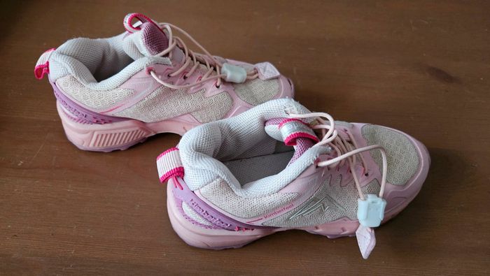 Lot chaussures taille 25 - photo numéro 5