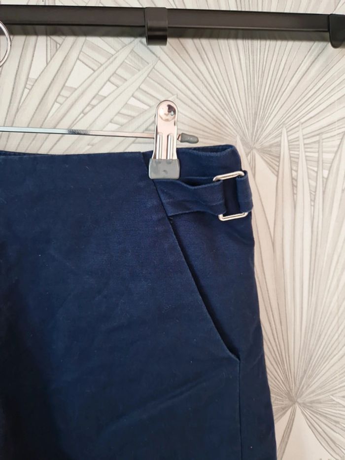 Joli short habillé Bershka taille 40 - photo numéro 4