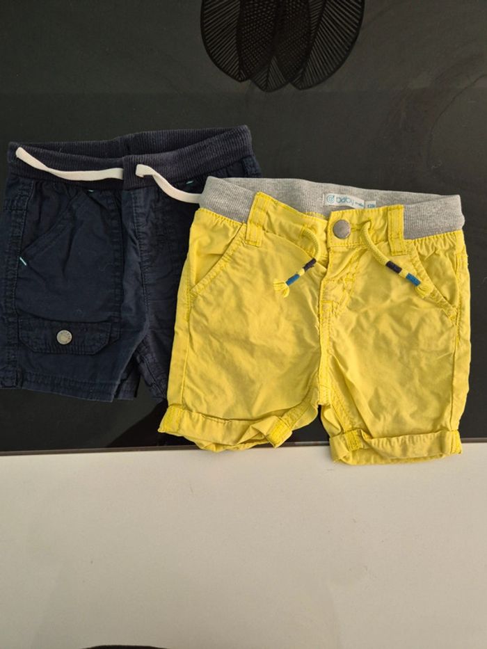 Lot de 2 shorts 12 mois