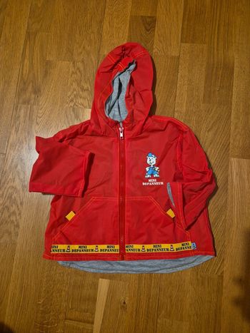 Imperméable rouge mini dépanneur taille 18 mois