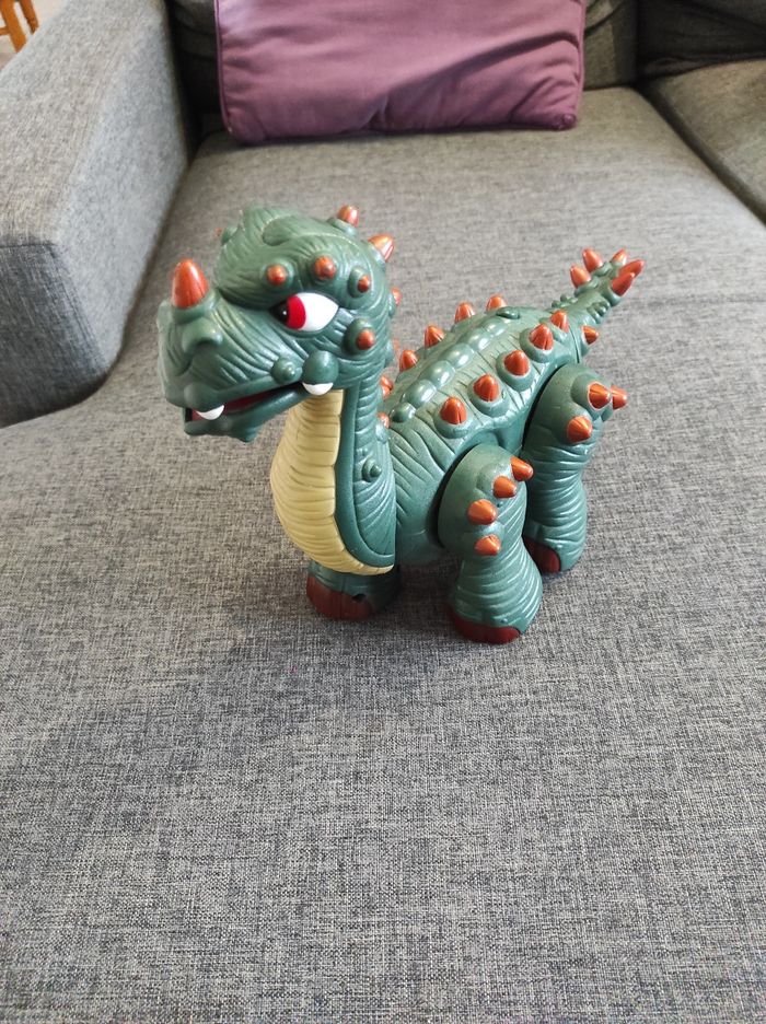 Dinosaure automatisé - photo numéro 3