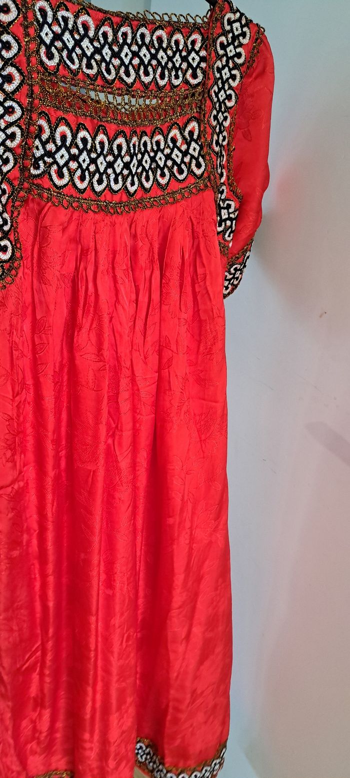 Robe kabyle rouge - photo numéro 4