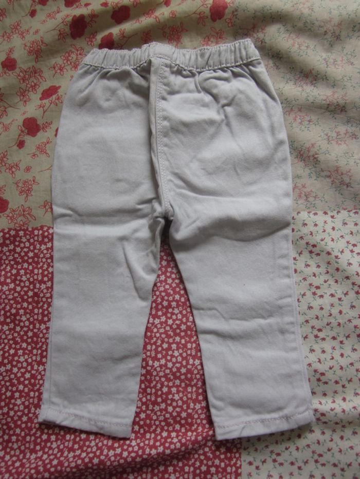 Jean gris clair 6 mois - photo numéro 2