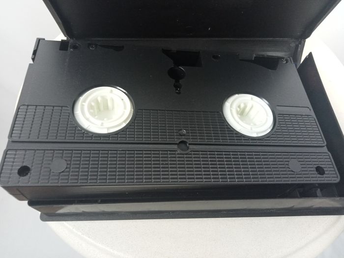 VHS Bourvil - photo numéro 3