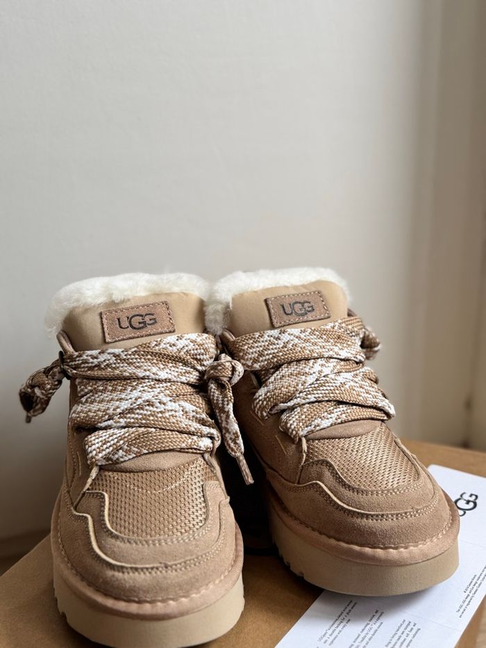 Ugg Lowmel beige - Taille 37 - photo numéro 6