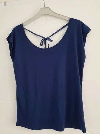 Haut bleu marine taille L
