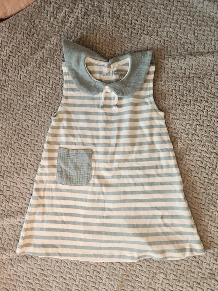 Petite robe rayée 2-3ans neuve