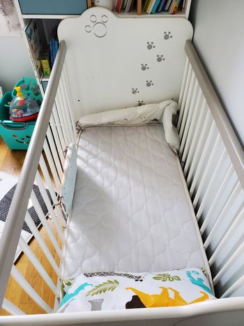 Lit bébé bois blanc