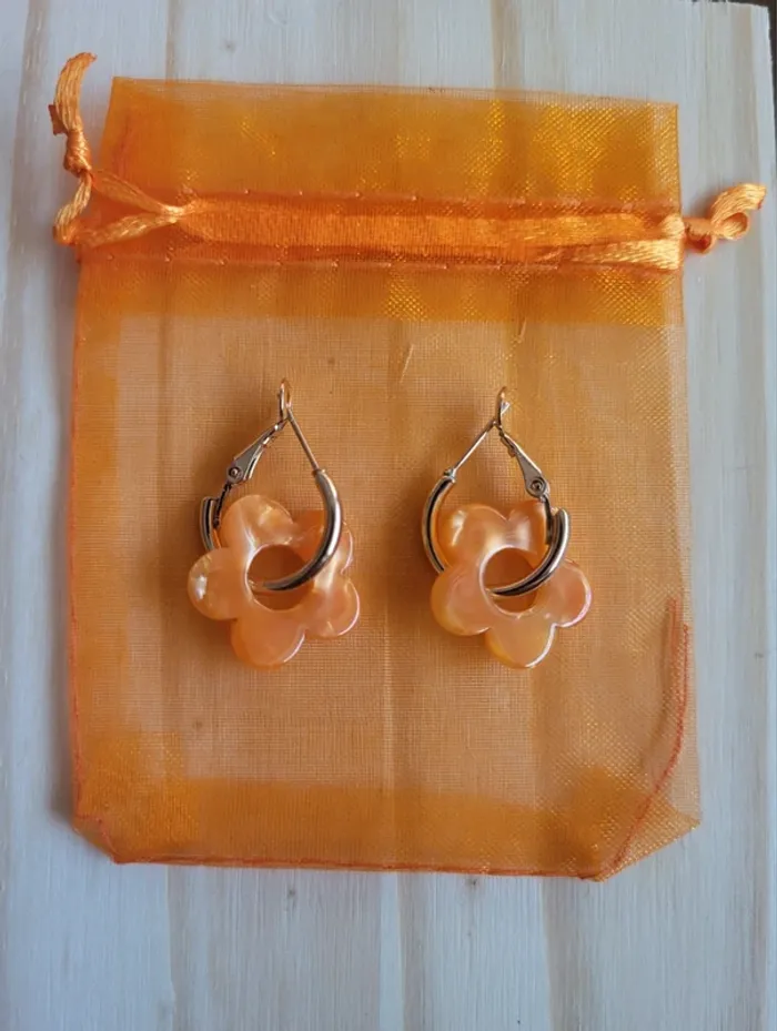 Boucles d'oreilles fleurs orange