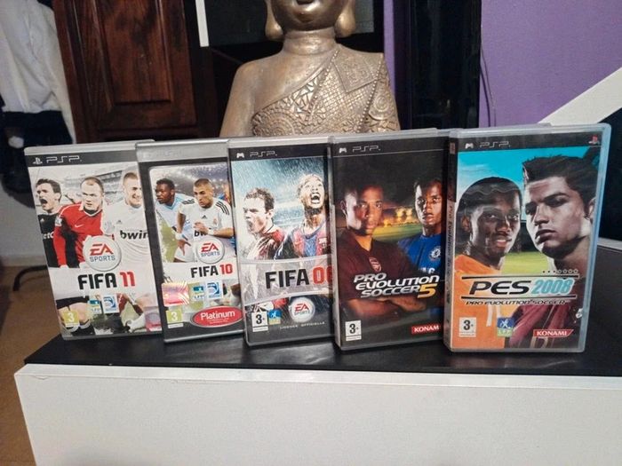 LOT 5 jeux PSP occasion collection football 😊