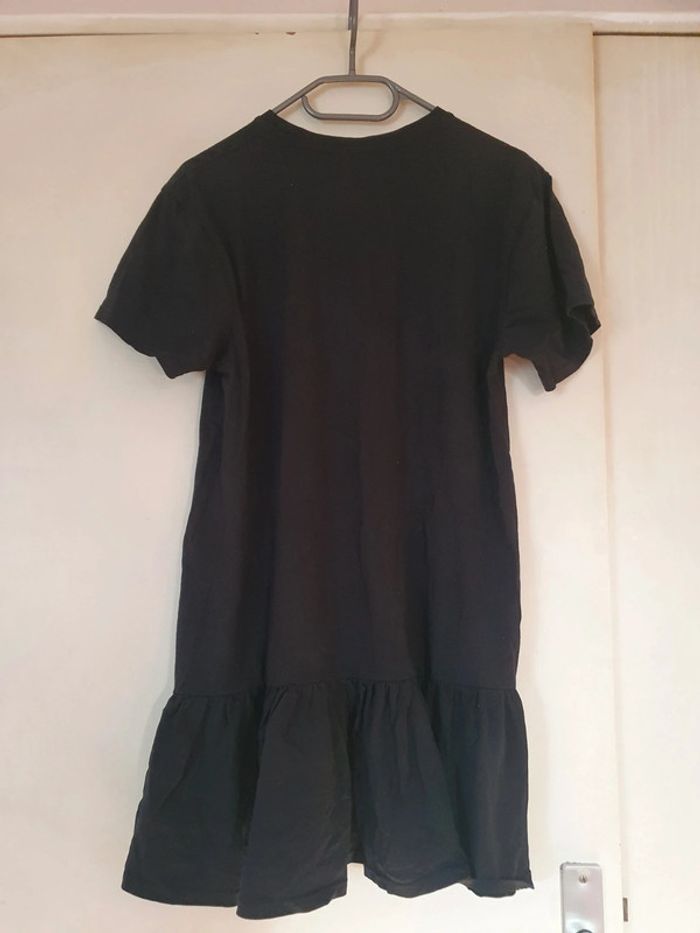 Robe noire - photo numéro 3