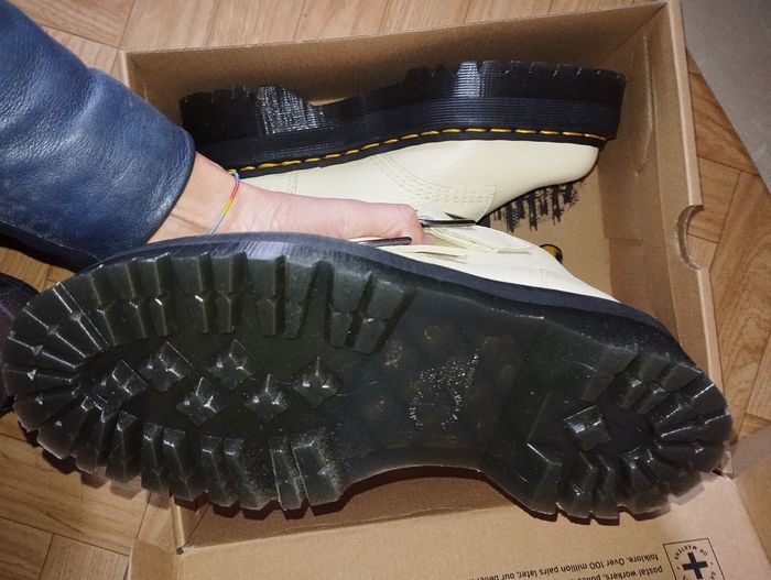 Dr Martens devon Heart taille 39 neuves - photo numéro 2