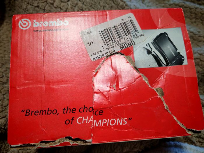 Jeu de 4 plaquettes de frein
BREMBO - P 68 065 - photo numéro 2
