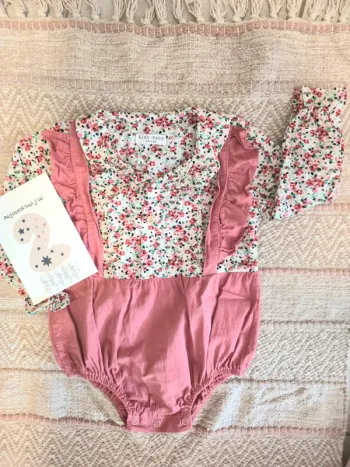 Barboteuse liberty rose coton neuve 24 mois