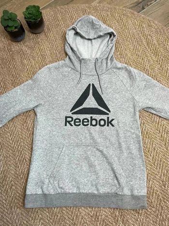 Sweat / pull à capuche Reebok