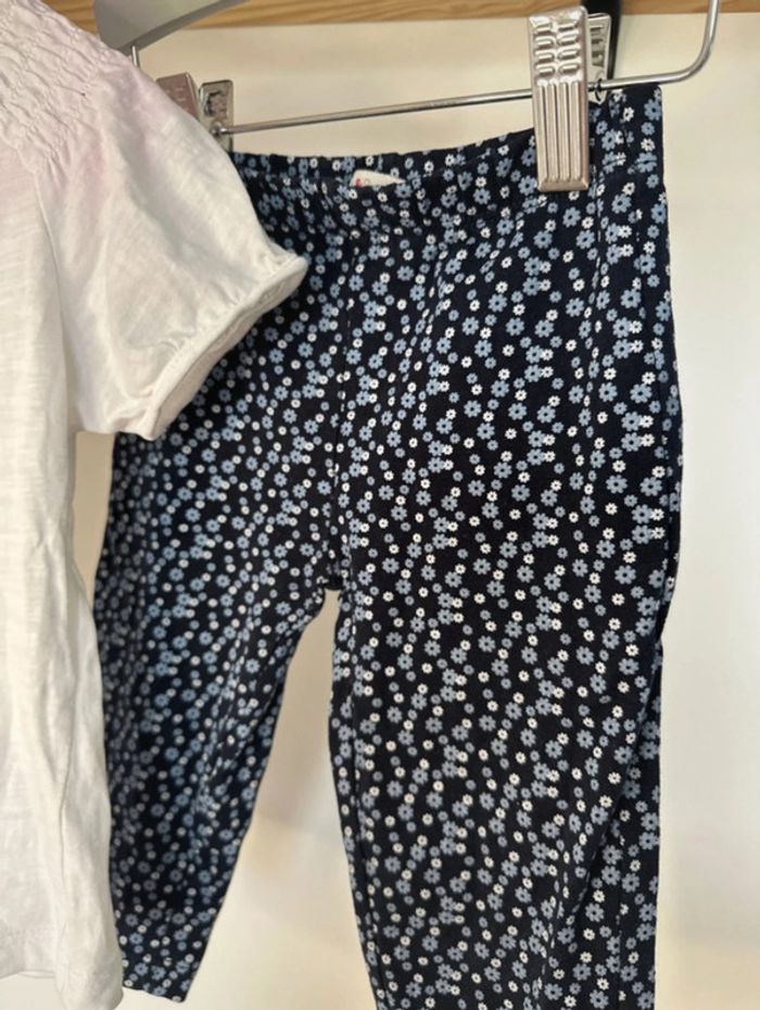 Ensemble blanc bleu fleuri 4ans - photo numéro 3