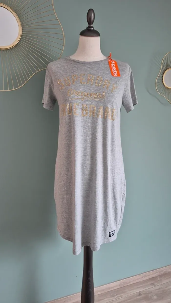 Robe tee shirt Superdry neuf - photo numéro 2