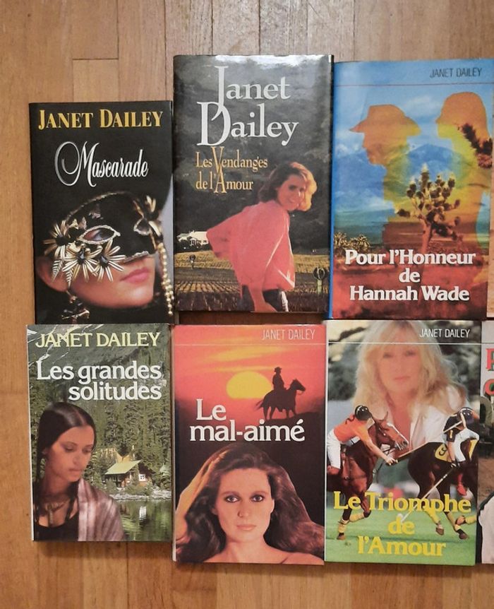 Lot de 12 livres de Janet Dailey - photo numéro 2