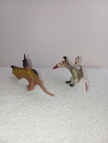 Lot de 2 dinosaures