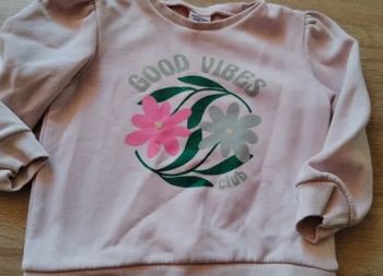 Pull rose fleurie 4 ans