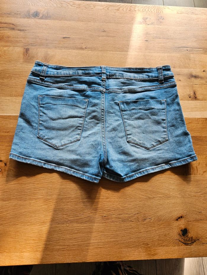 Short femme - photo numéro 2