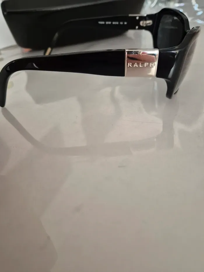 lunettes de soleil - photo numéro 5