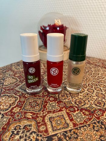 Lot de 3 vernis yves rocher