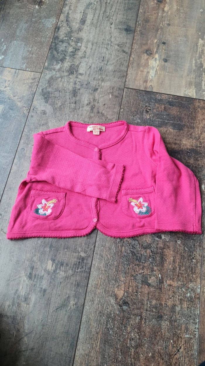 Gilet dpam 12 mois en très bon état 👌