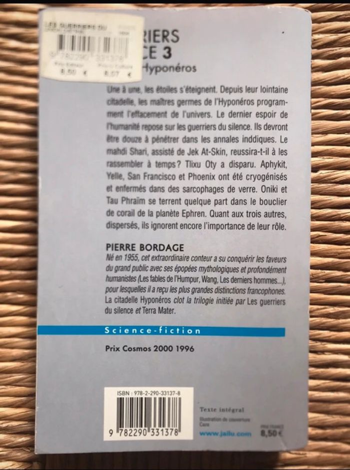 Les guerriers du silence 3 La citadelle hyponeros  Pierre bordage - photo numéro 2