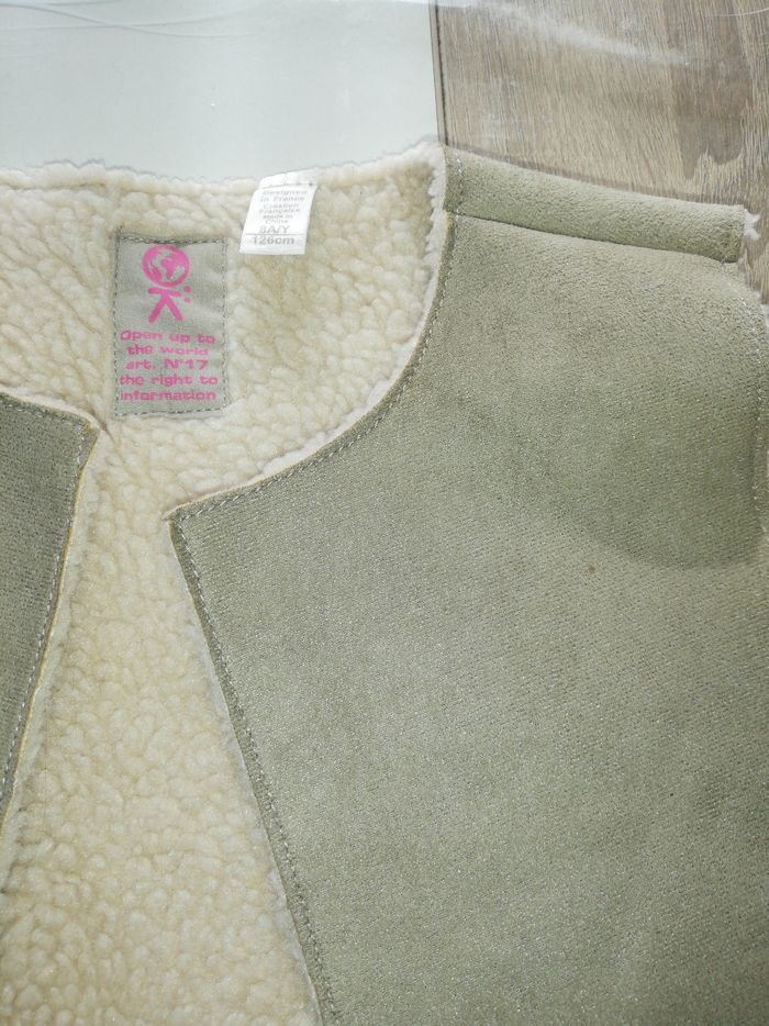 Veste sans manche - photo numéro 2