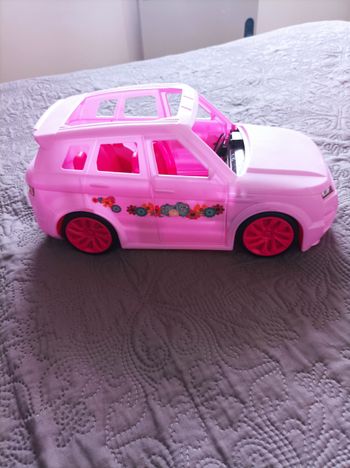 4*4 / voiture barbie