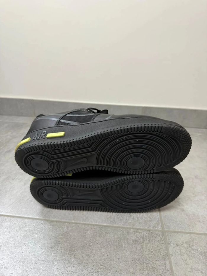 Baskets Nike Air Force 1 react noires et violet taille 44 - photo numéro 6