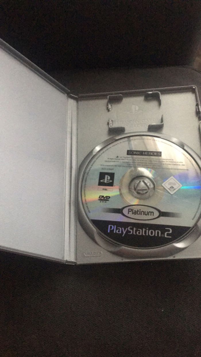 Sonic heroes playstation 2 - photo numéro 2