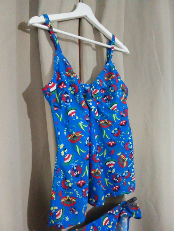 Tankini bleu motif fleurs colorées Taille 42 BPC - photo numéro 3
